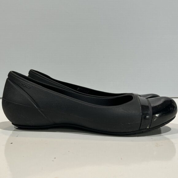 Crocs Ballet Cap Toe Patent Flats Women 9 Black Shoe Rubber Slip On Classic - Picture 2 of 12
